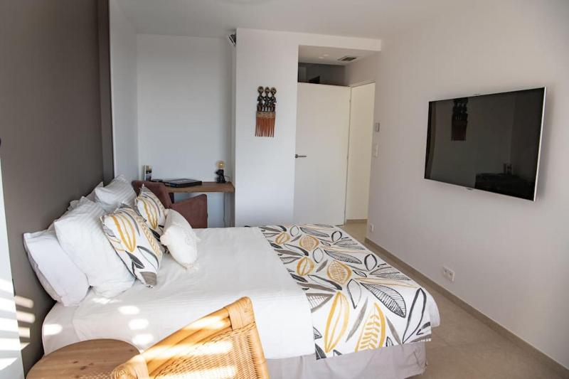 Villa Karma Vue mer Piscine - image 14