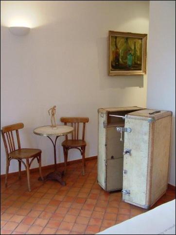 Comfort Double Room with Balcony image 4