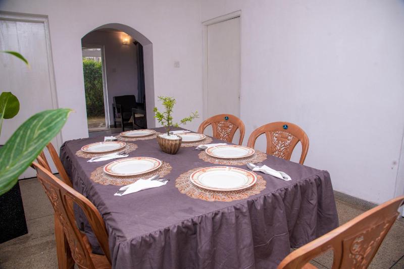 Rose Palace - image 31