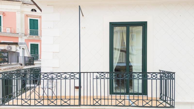 Suite - Split Level image 2