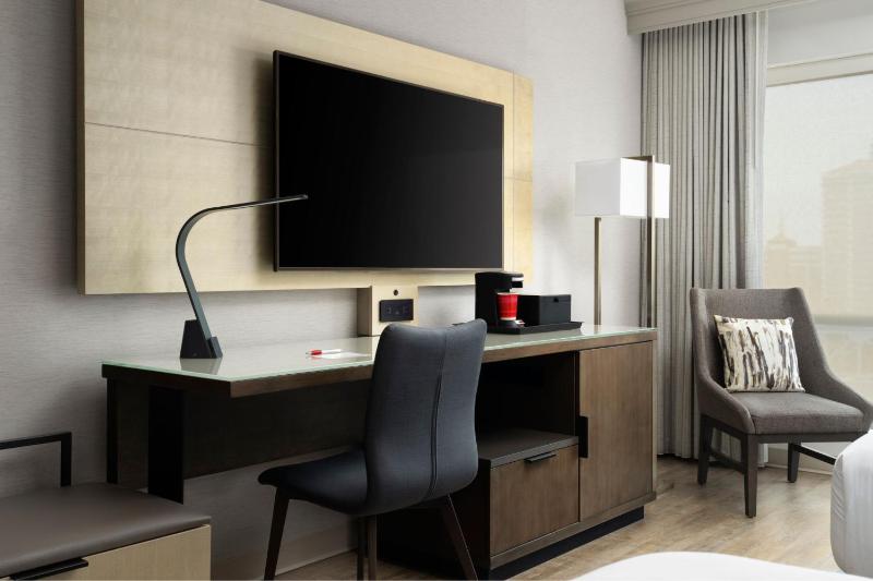 Louisville Marriott Downtown - image 11