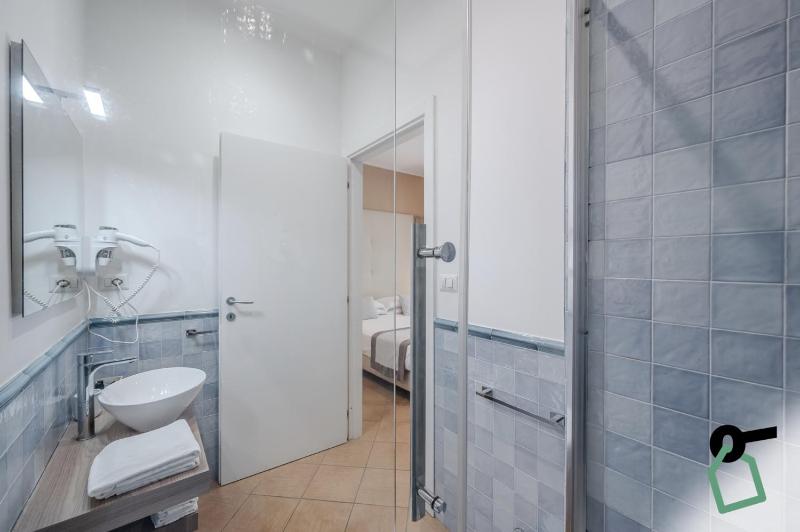 Triple Room image 4