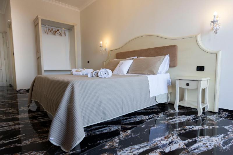Hotel Terrazzo Sul Mare - image 19