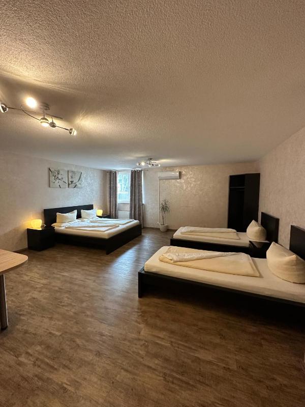 Souterrain Apartment image 3