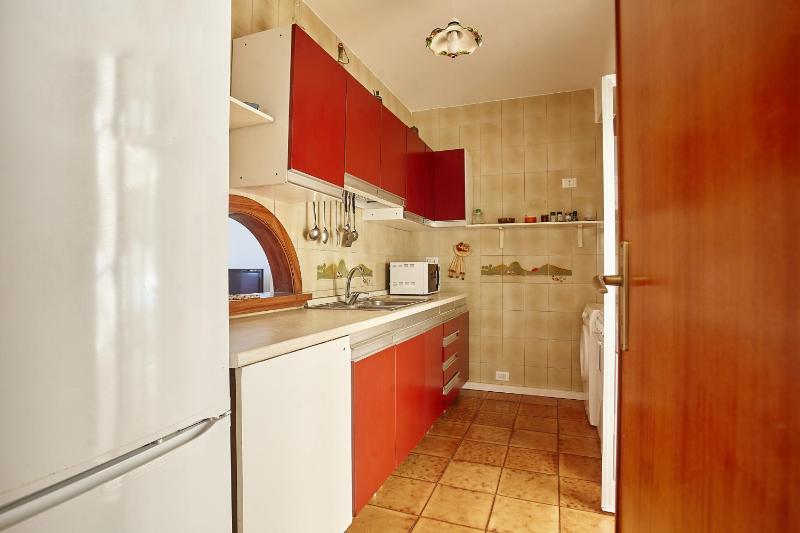 Villa Azzurra a pochi passi dal mare - image 9