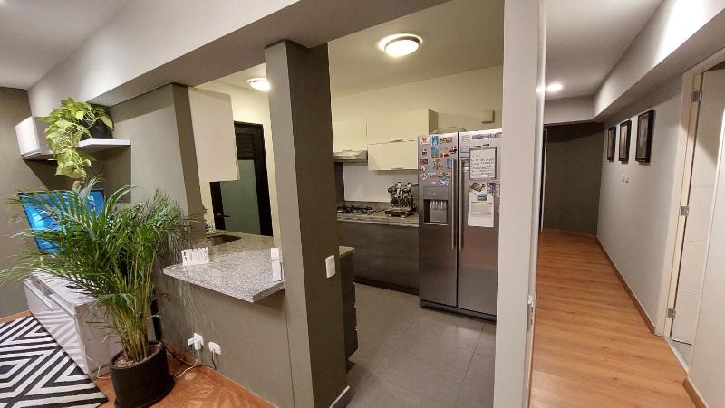 Habitación con baño privado a metros de San Isidro - image 6