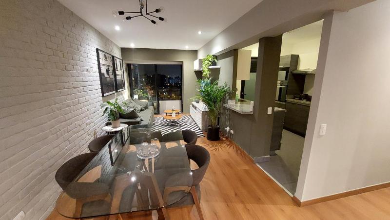 Habitación con baño privado a metros de San Isidro - image 12
