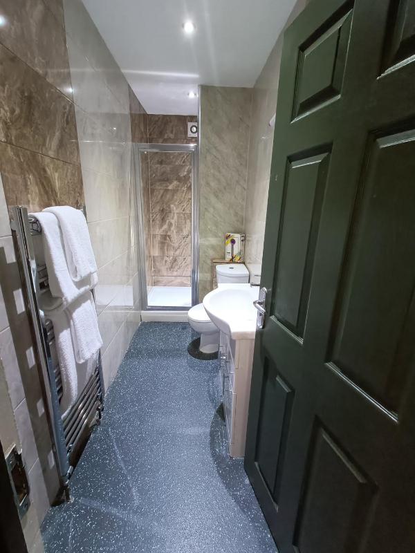 Classic Double Room image 1