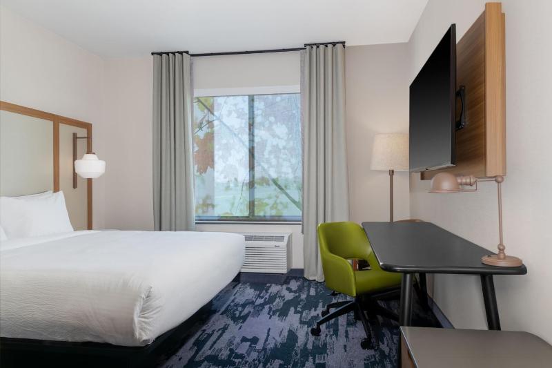 King Room image 1