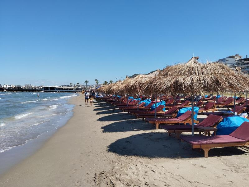 Irek's lungomare Vlora apartments - image 10