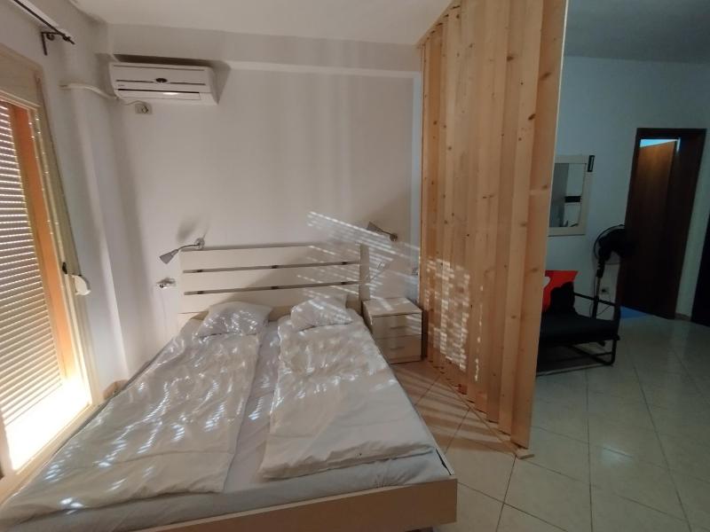 Irek's lungomare Vlora apartments - image 3