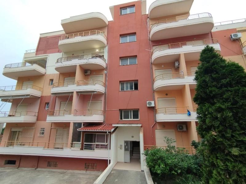 Irek's lungomare Vlora apartments - image 8
