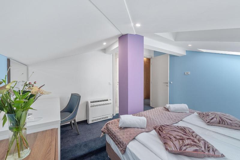 Two-Bedroom Suite - Attic image 3