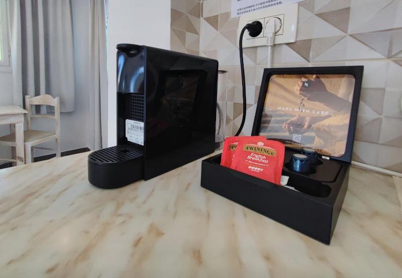 Superior Suite with Caldera View image 4