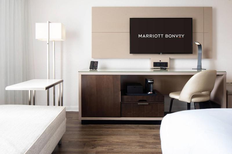 Standard Room image 3