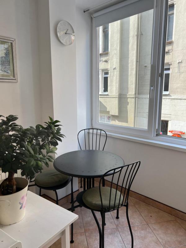 SFF Central Apartment - image 9