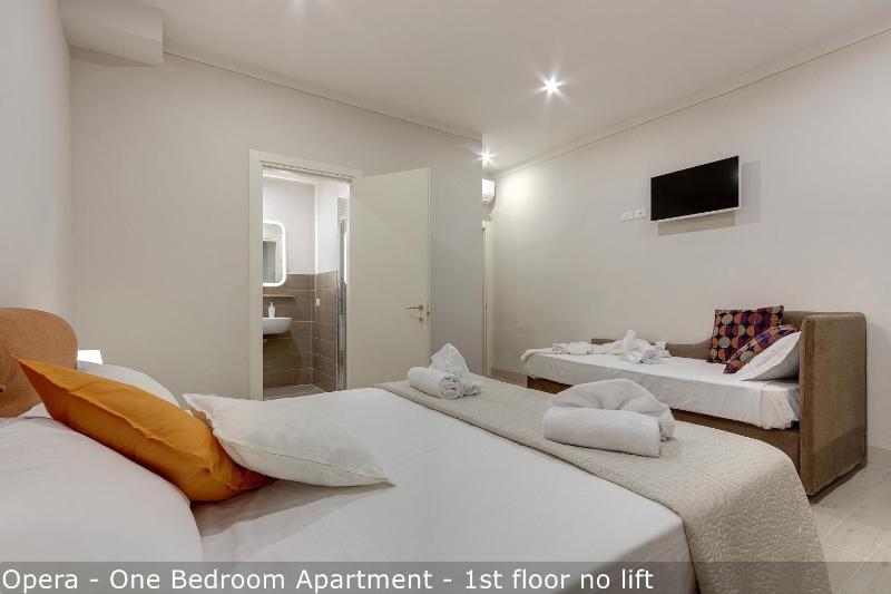 Opera - Sinfonia - Minuetto - Melody Apartments by Mamo Florence - image 15