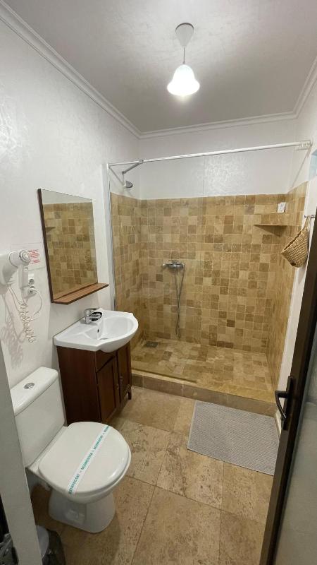 Deluxe Suite image 2