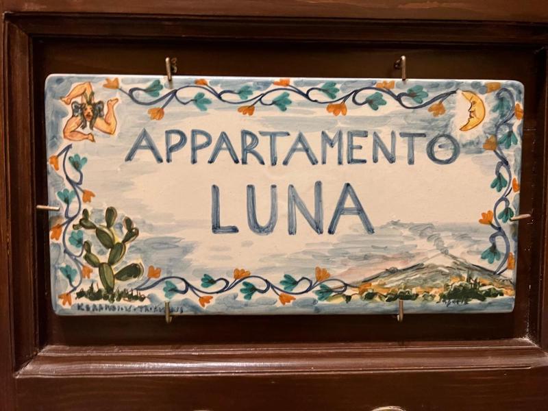 One-Bedroom Apartment with Terrace (2 Adults) - Luna  image 2