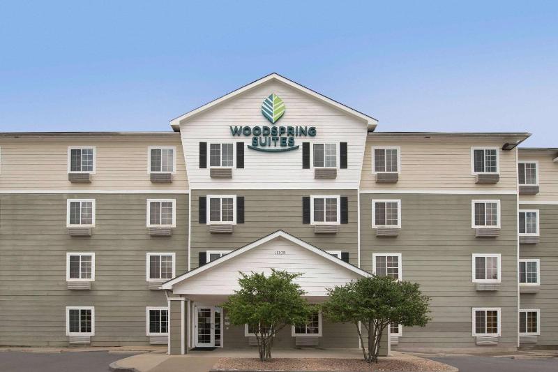 WoodSpring Suites Austin North I-35 - image 1