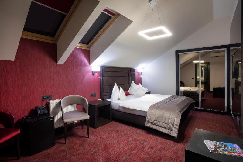 The Fifth Floor by Old Town Hotel - image 12