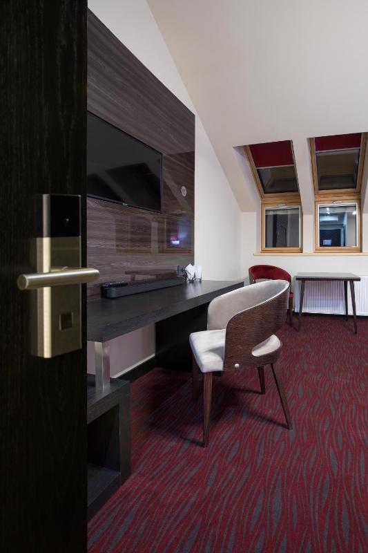 The Fifth Floor by Old Town Hotel - image 2