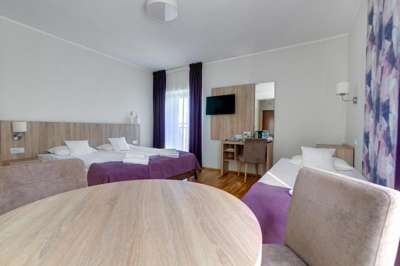 Triple Lux Room with a French Balcony image 4