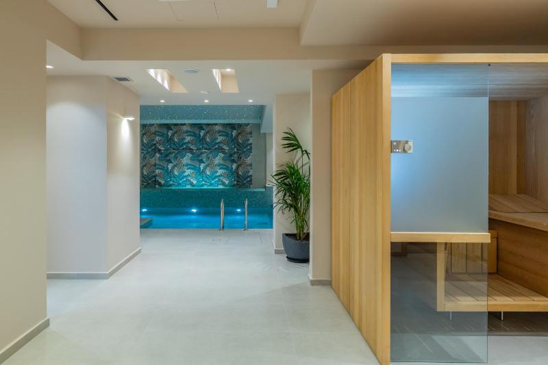 Ionian Plaza Hotel & Spa - image 36