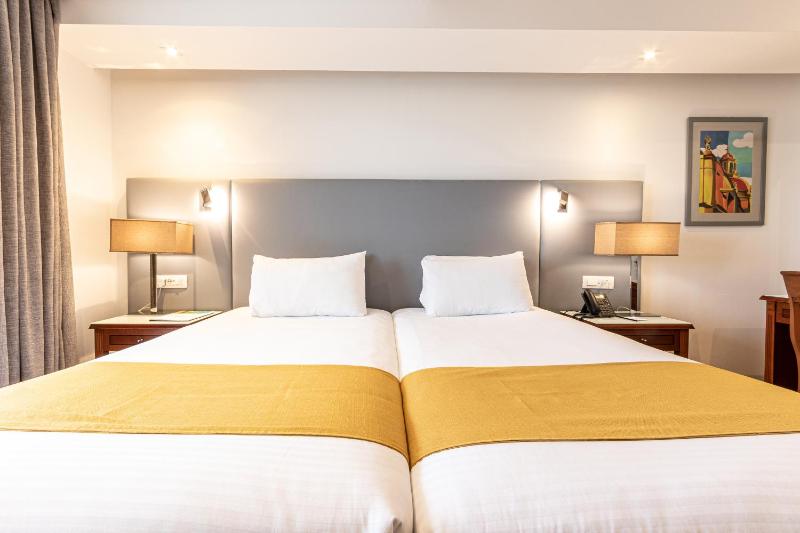 Junior Suite image 1