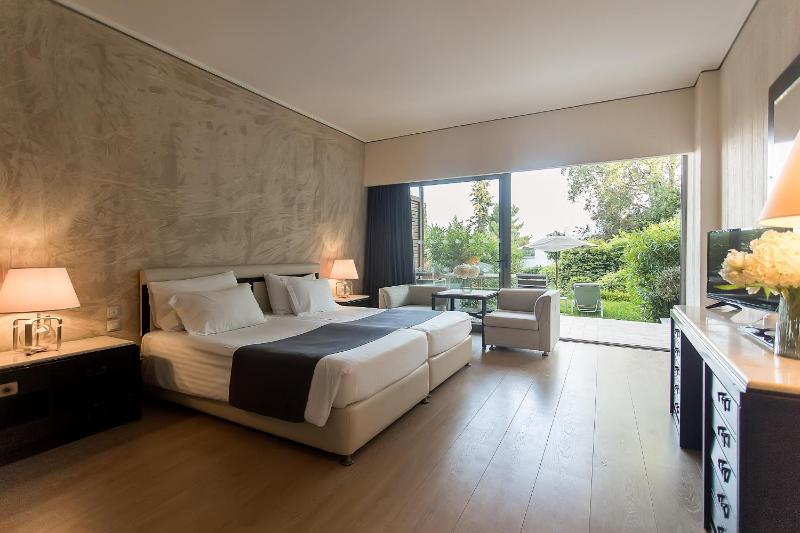Twin Room with Sea View image 1