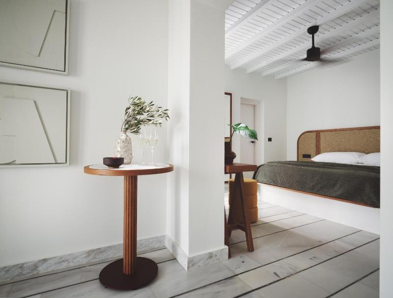 Evergreen Junior Suite Sea View with balcony  image 1