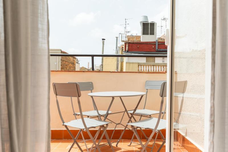 Decô Apartments Barcelona-Sants - image 14