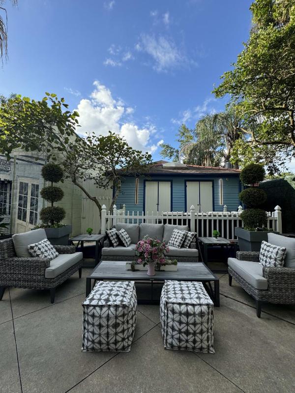 5 BR - Sleeps 8! Steps from Bourbon Street! - image 2
