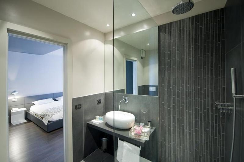 Junior Suite image 3