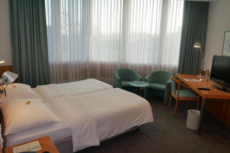 Superior Double Room image 3