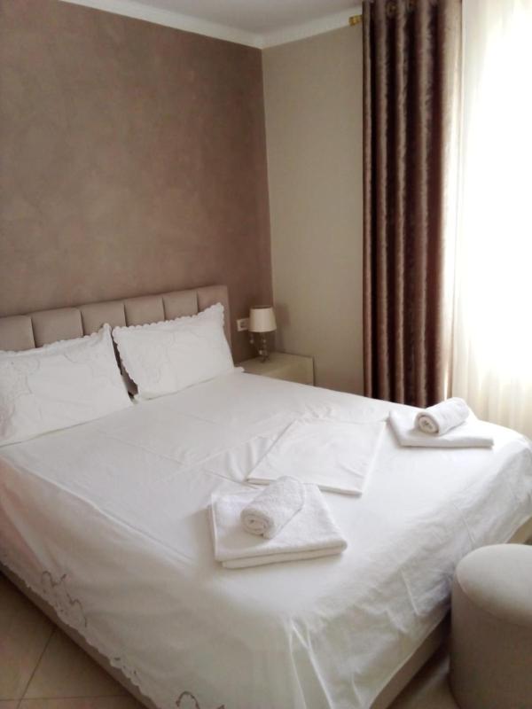 Stela Apartment - image 7