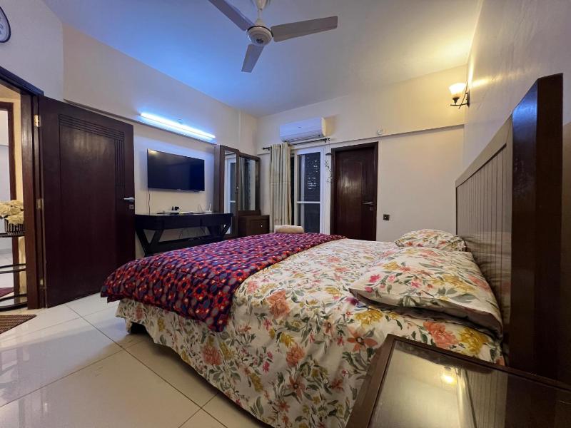 Comfortia Guest House 2 Bed DringDining - image 7