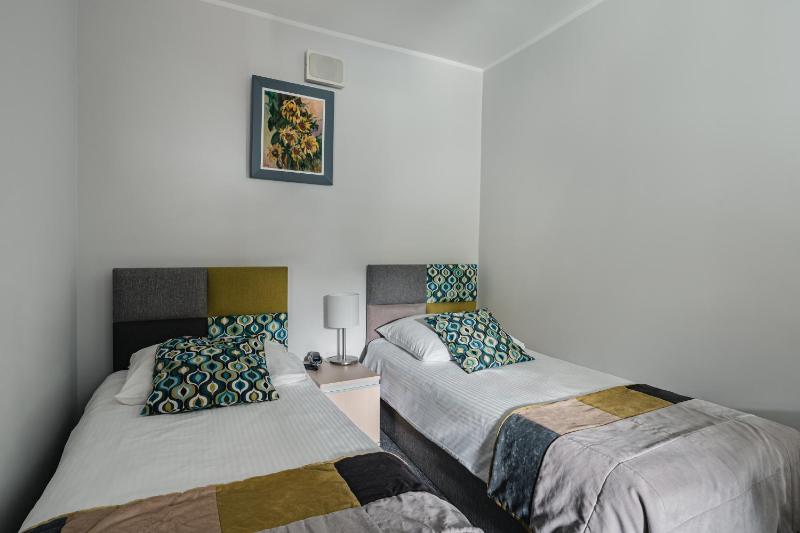 Superior Apartment image 3