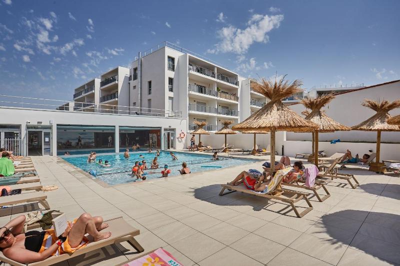 Résidence Prestige Odalys L'Orée du Parc Images