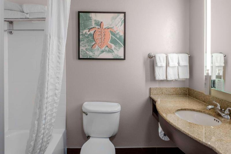 King Room image 3