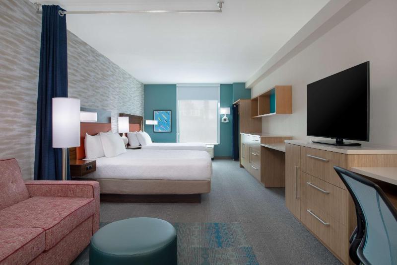 King Suite with Partial Gulf View - Mobility Accessible/Non-Smoking image 4