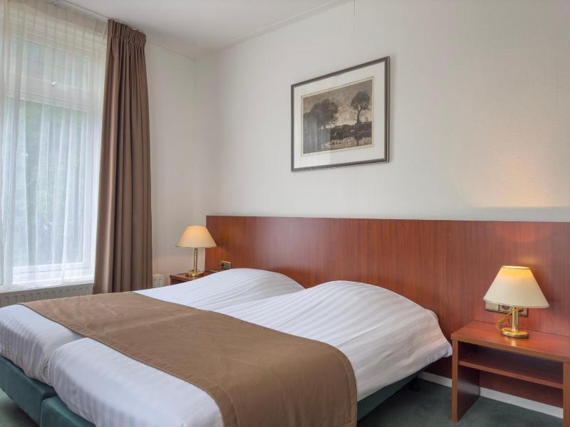 Double Room - Main Building image 3