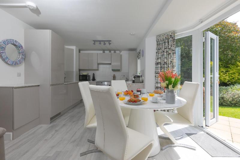 Holiday Home image 1
