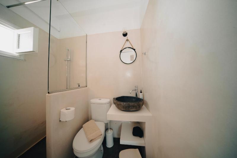 Regular Room Walking path Facing image 3