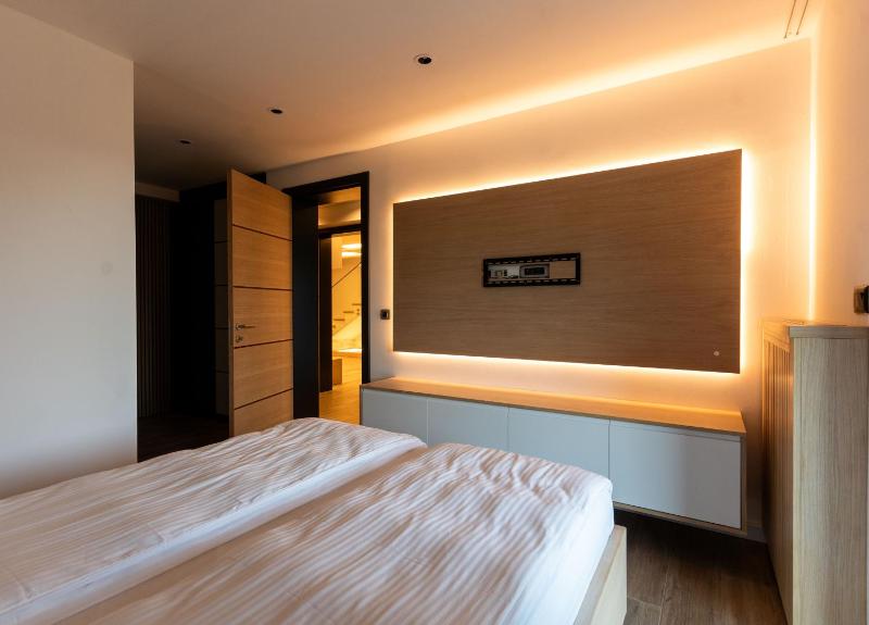 Hillmax Residence - image 9
