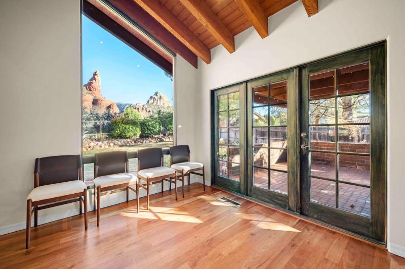 Stunning Chapel home with incredible views HotTub - image 14
