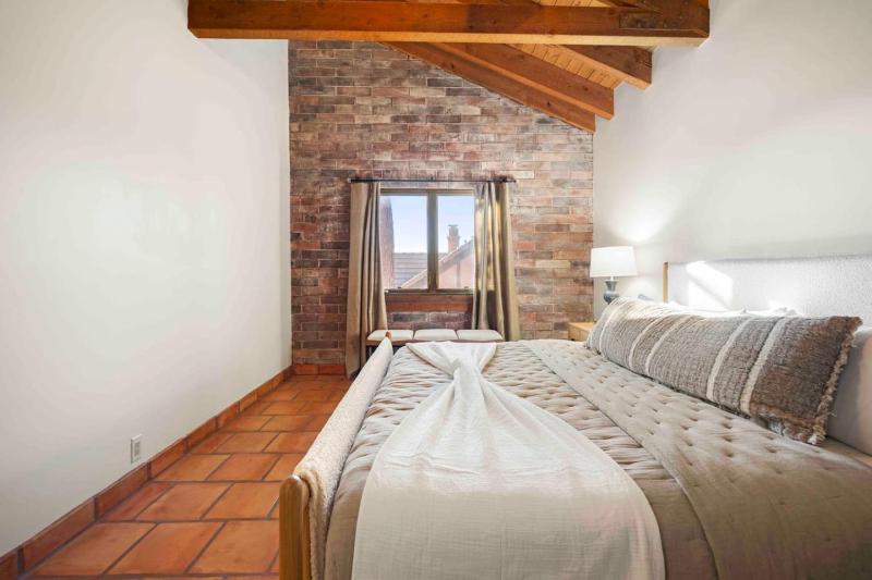 Stunning Chapel home with incredible views HotTub - image 32