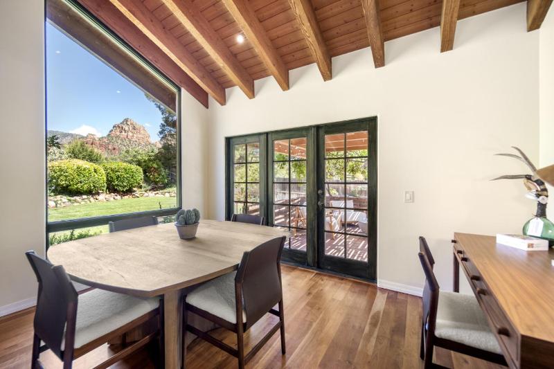 Stunning Chapel home with incredible views HotTub - image 7