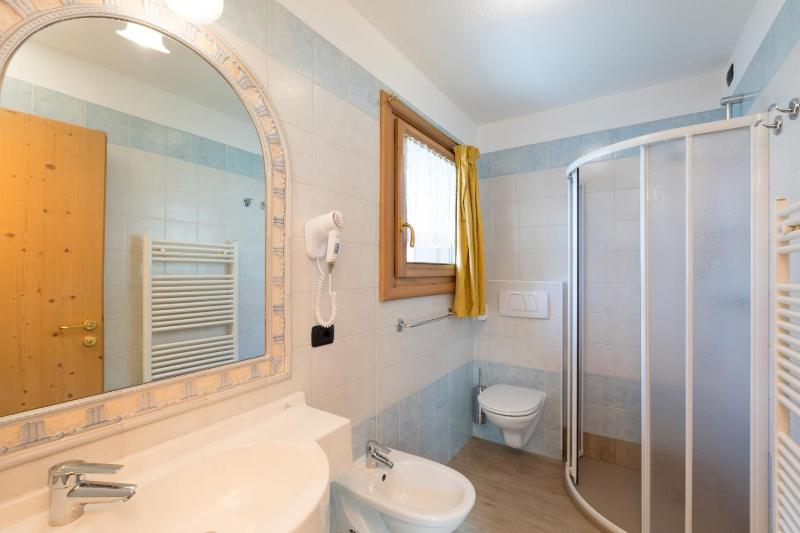 Double or Twin Room image 2