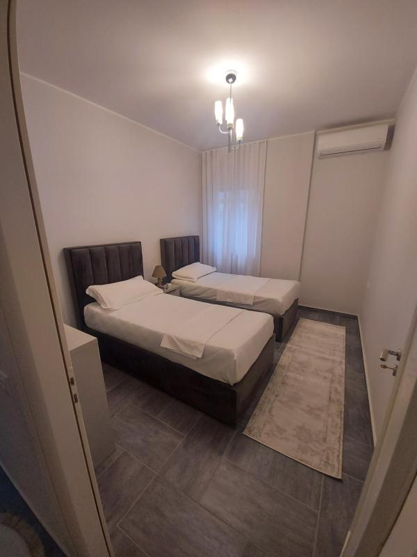 AR-Lux apartment old street - image 13